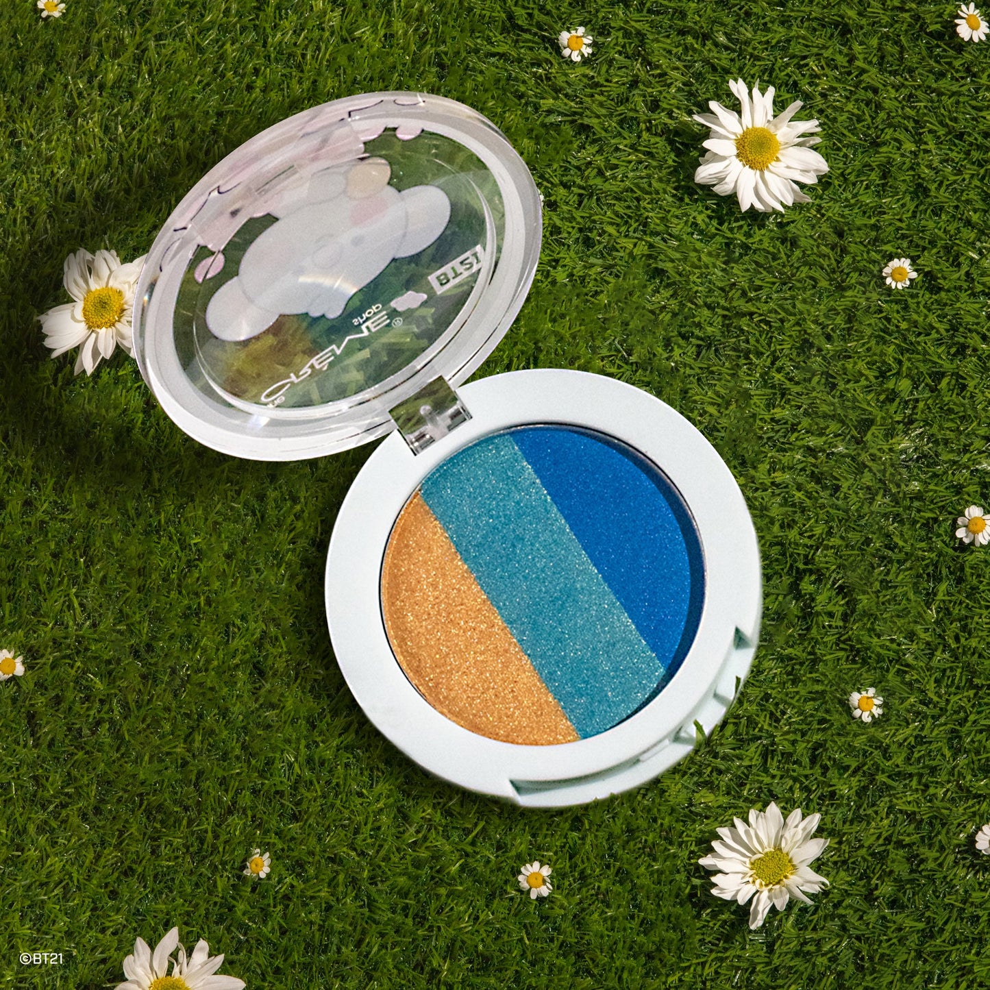 KOYA Ultra-Pigmented Eyeshadow Trio - Blueberry Bon Bon Eyeshadow Trio The Crème Shop x BT21 BABY